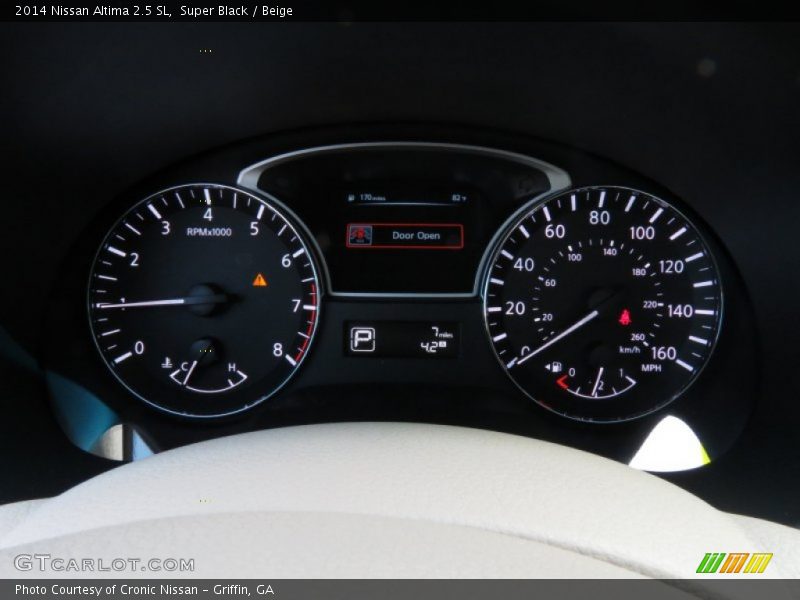 Super Black / Beige 2014 Nissan Altima 2.5 SL