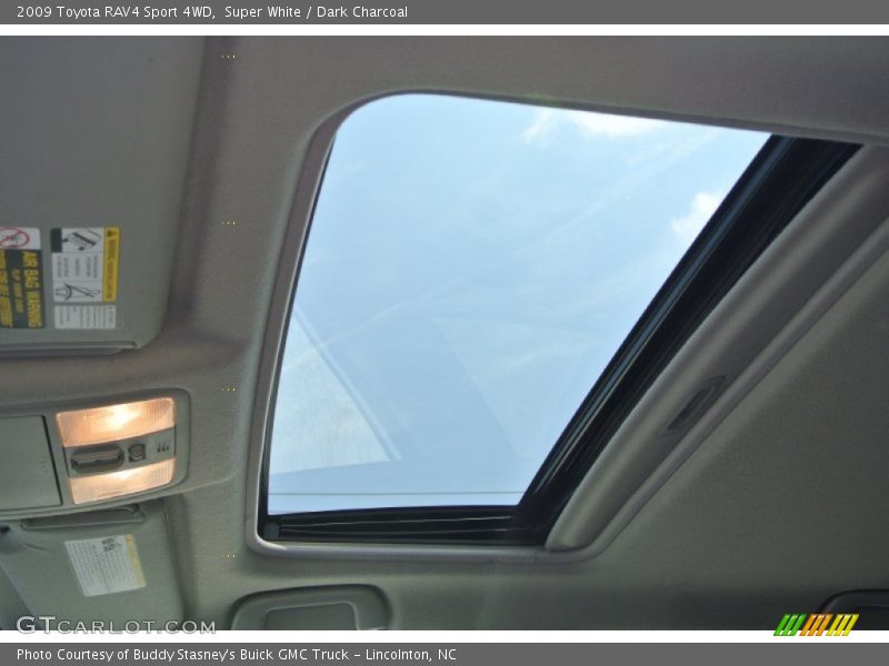 Super White / Dark Charcoal 2009 Toyota RAV4 Sport 4WD