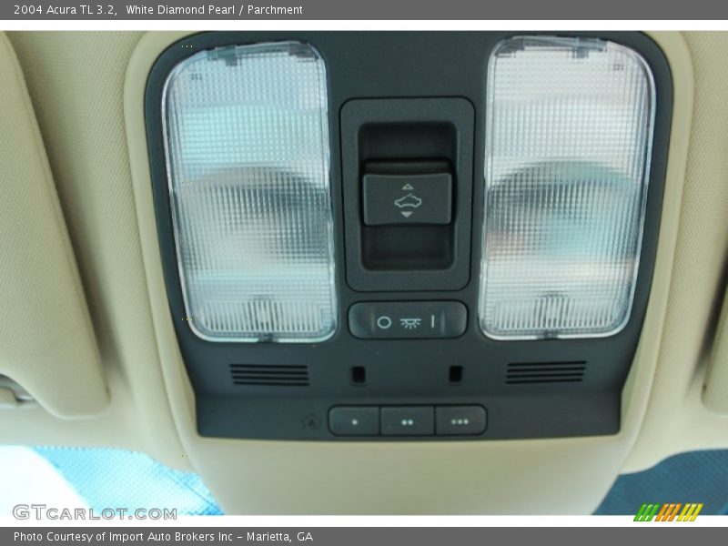 White Diamond Pearl / Parchment 2004 Acura TL 3.2