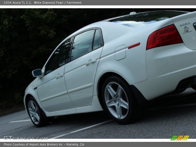 White Diamond Pearl / Parchment 2004 Acura TL 3.2