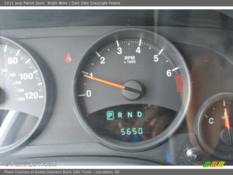 Bright White / Dark Slate Gray/Light Pebble 2013 Jeep Patriot Sport
