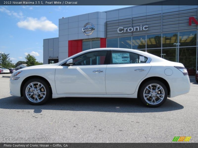 Pearl White / Charcoal 2013 Nissan Maxima 3.5 S