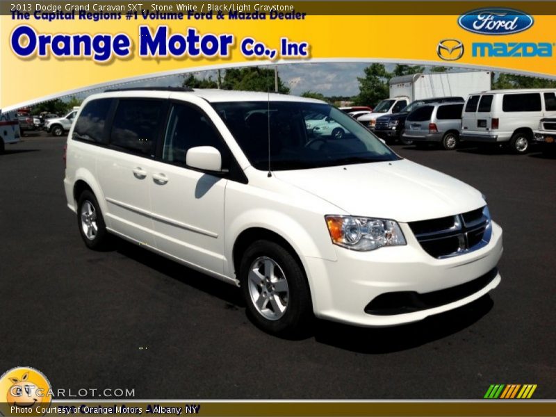 Stone White / Black/Light Graystone 2013 Dodge Grand Caravan SXT