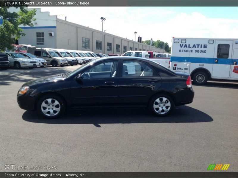 Ebony Black / Beige 2009 Kia Spectra EX Sedan