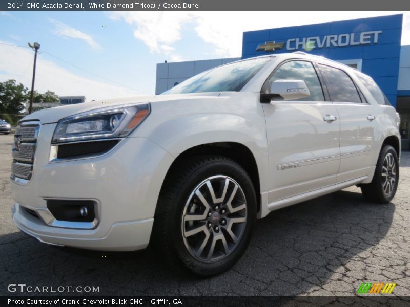 White Diamond Tricoat / Cocoa Dune 2014 GMC Acadia Denali