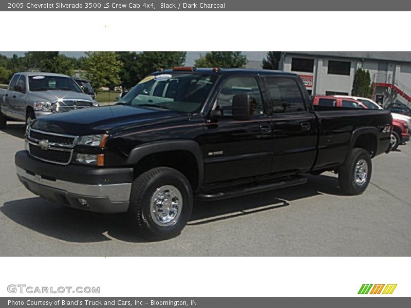 Black / Dark Charcoal 2005 Chevrolet Silverado 3500 LS Crew Cab 4x4