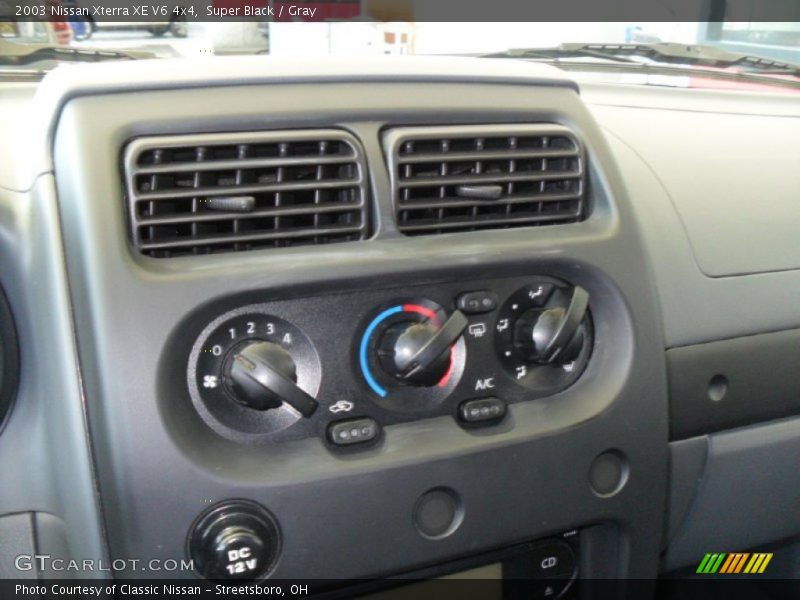 Super Black / Gray 2003 Nissan Xterra XE V6 4x4