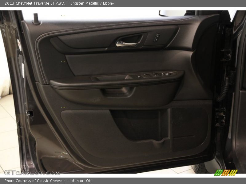Tungsten Metallic / Ebony 2013 Chevrolet Traverse LT AWD