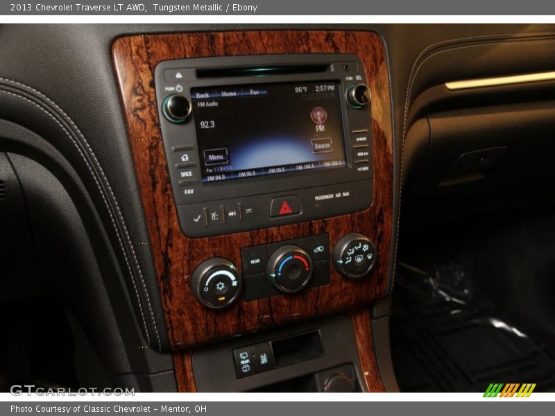 Tungsten Metallic / Ebony 2013 Chevrolet Traverse LT AWD