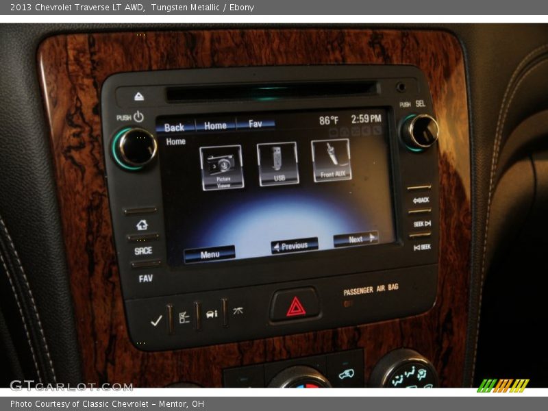 Tungsten Metallic / Ebony 2013 Chevrolet Traverse LT AWD