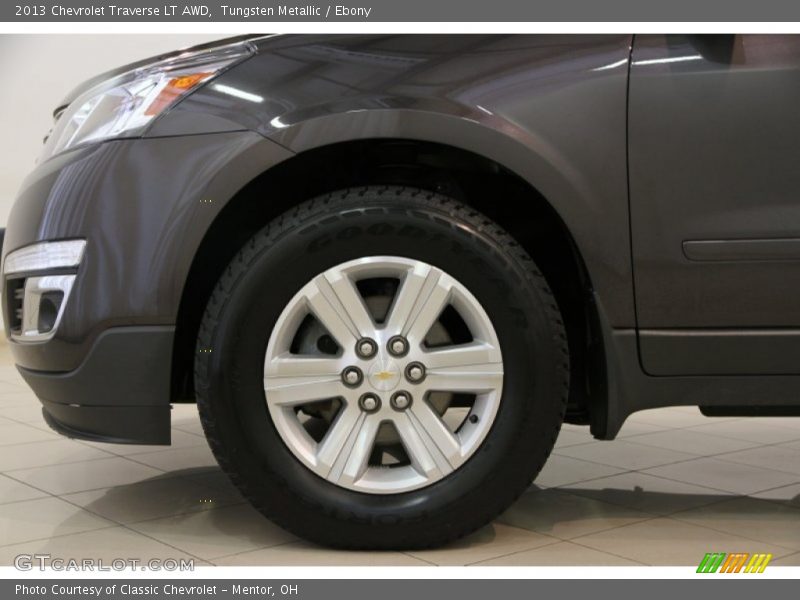 Tungsten Metallic / Ebony 2013 Chevrolet Traverse LT AWD