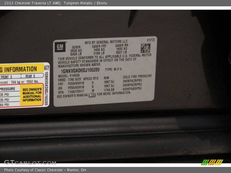 Tungsten Metallic / Ebony 2013 Chevrolet Traverse LT AWD