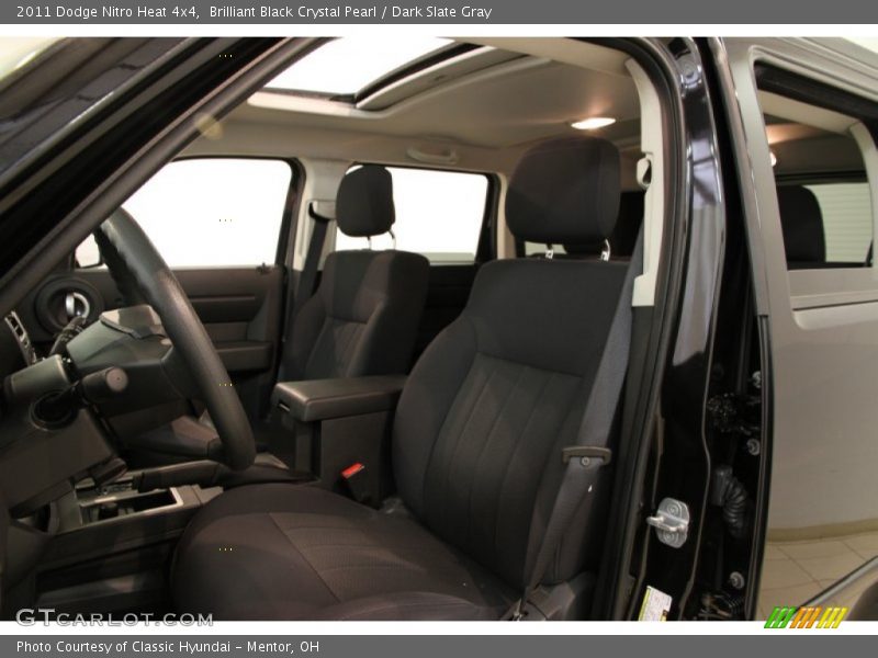 Brilliant Black Crystal Pearl / Dark Slate Gray 2011 Dodge Nitro Heat 4x4