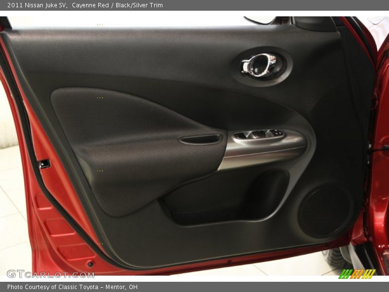 Cayenne Red / Black/Silver Trim 2011 Nissan Juke SV