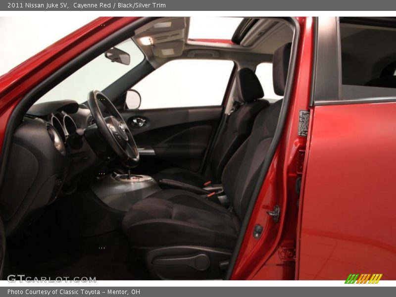 Cayenne Red / Black/Silver Trim 2011 Nissan Juke SV