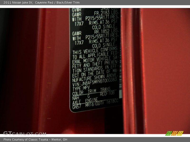 Cayenne Red / Black/Silver Trim 2011 Nissan Juke SV