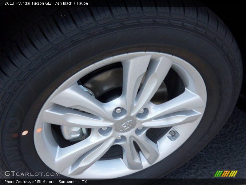 Ash Black / Taupe 2013 Hyundai Tucson GLS