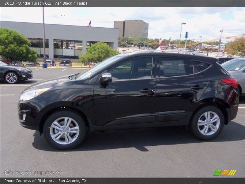 Ash Black / Taupe 2013 Hyundai Tucson GLS