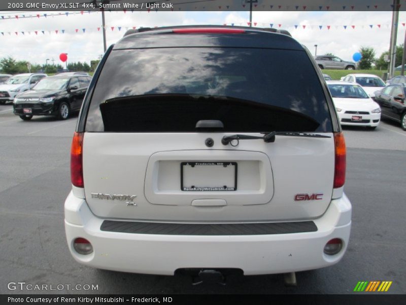 Summit White / Light Oak 2003 GMC Envoy XL SLT 4x4