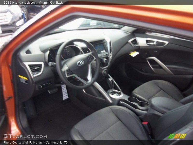 Vitamin C / Black 2013 Hyundai Veloster