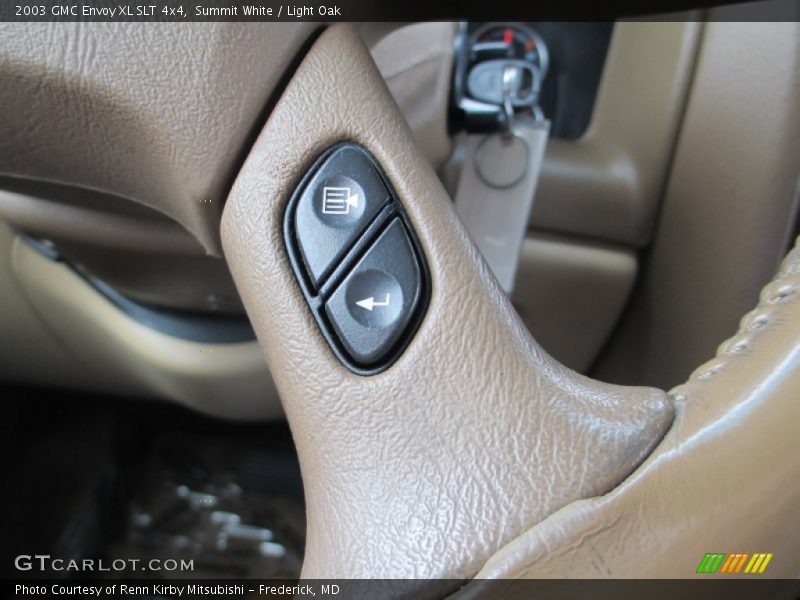 Summit White / Light Oak 2003 GMC Envoy XL SLT 4x4