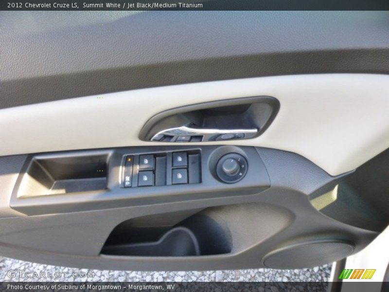 Summit White / Jet Black/Medium Titanium 2012 Chevrolet Cruze LS
