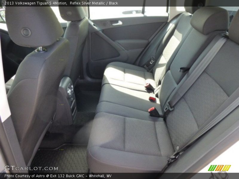 Reflex Silver Metallic / Black 2013 Volkswagen Tiguan S 4Motion