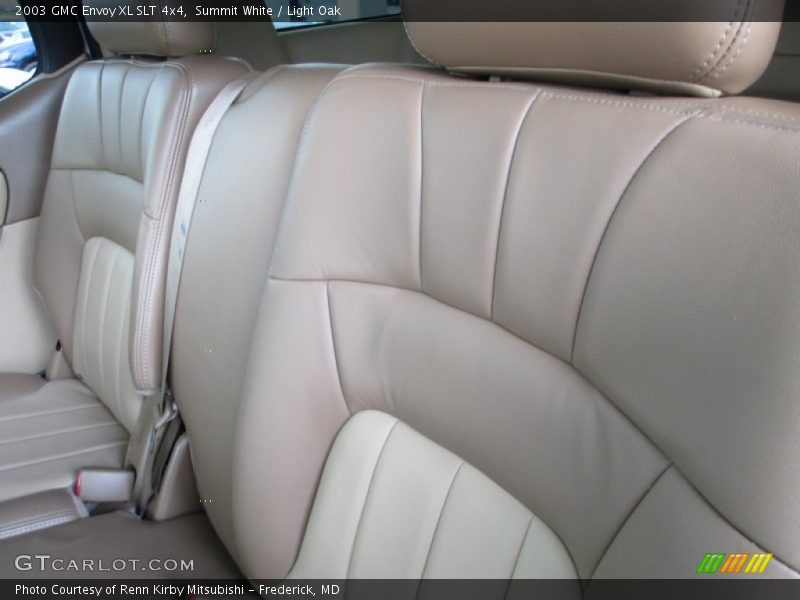 Summit White / Light Oak 2003 GMC Envoy XL SLT 4x4