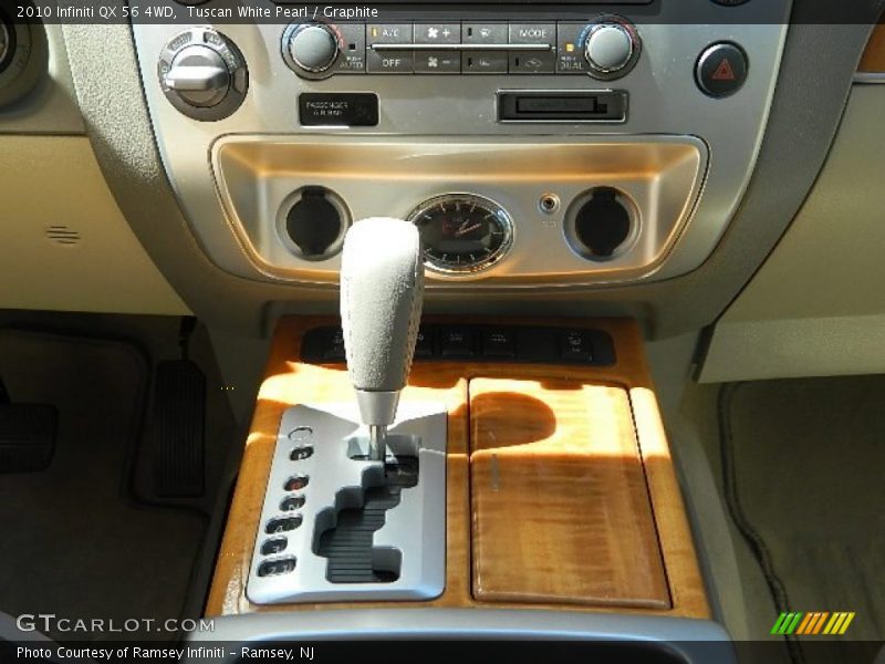 Tuscan White Pearl / Graphite 2010 Infiniti QX 56 4WD