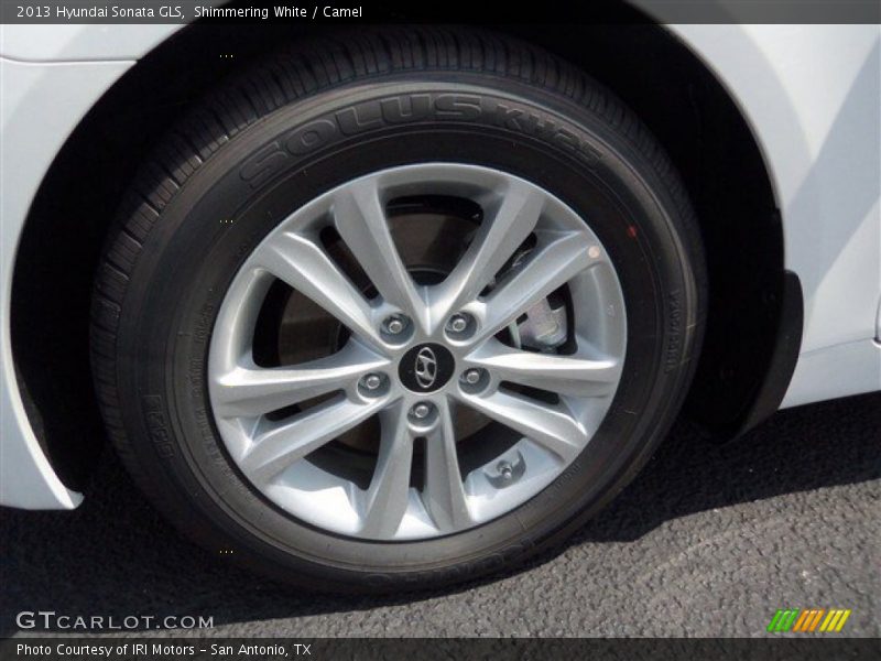 Shimmering White / Camel 2013 Hyundai Sonata GLS