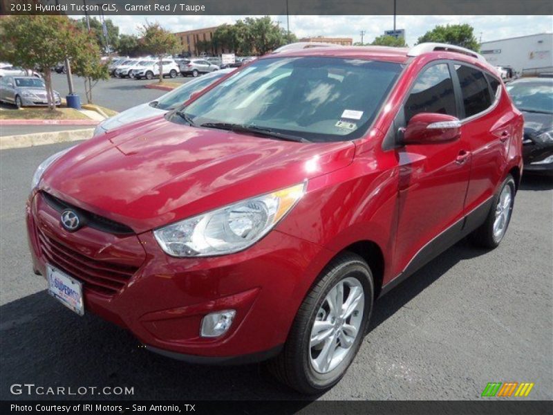 Garnet Red / Taupe 2013 Hyundai Tucson GLS