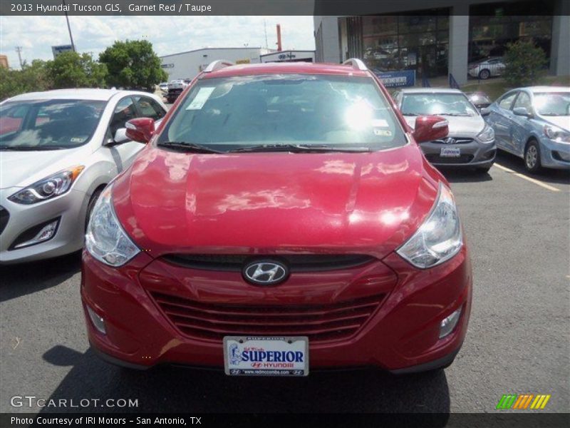 Garnet Red / Taupe 2013 Hyundai Tucson GLS