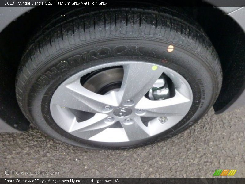 Titanium Gray Metallic / Gray 2013 Hyundai Elantra GLS