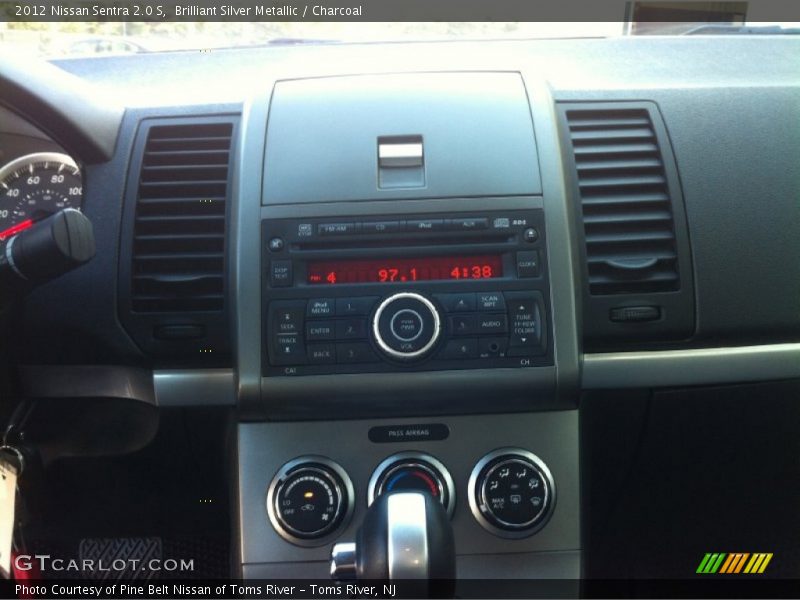 Brilliant Silver Metallic / Charcoal 2012 Nissan Sentra 2.0 S