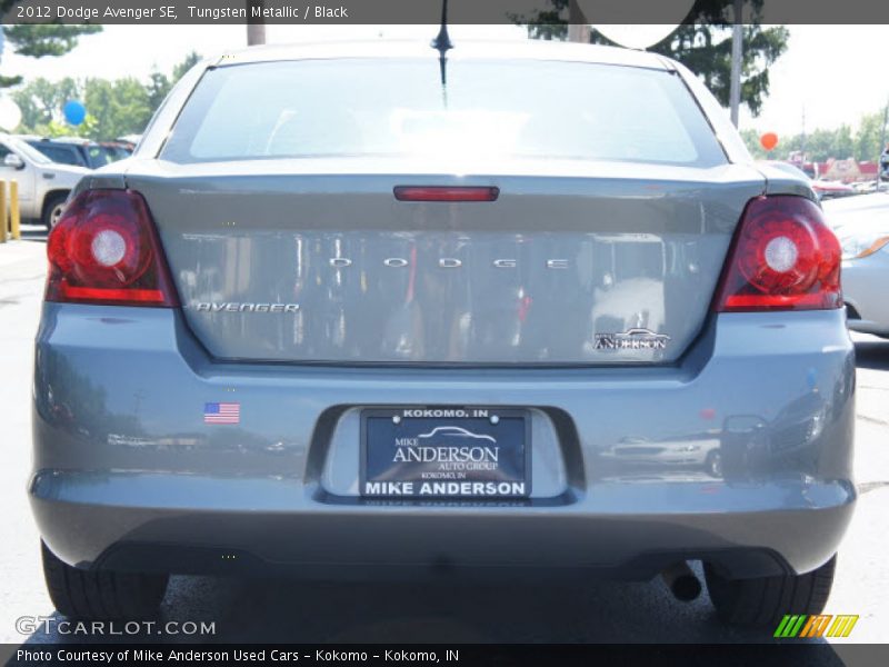 Tungsten Metallic / Black 2012 Dodge Avenger SE