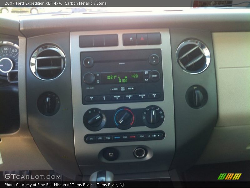 Carbon Metallic / Stone 2007 Ford Expedition XLT 4x4
