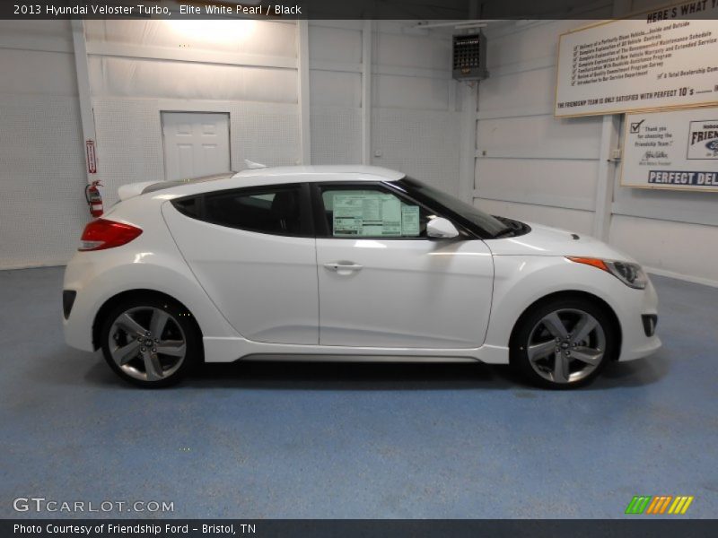 Elite White Pearl / Black 2013 Hyundai Veloster Turbo