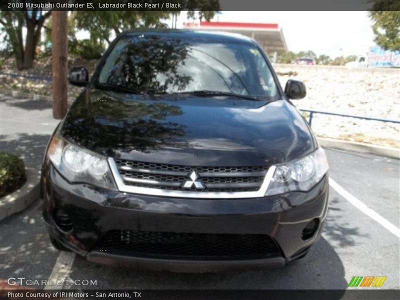 Labrador Black Pearl / Black 2008 Mitsubishi Outlander ES