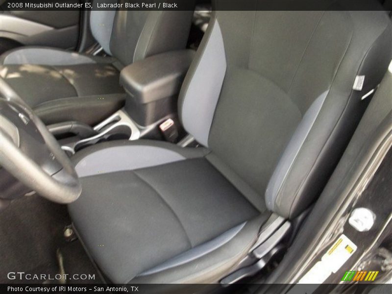 Labrador Black Pearl / Black 2008 Mitsubishi Outlander ES