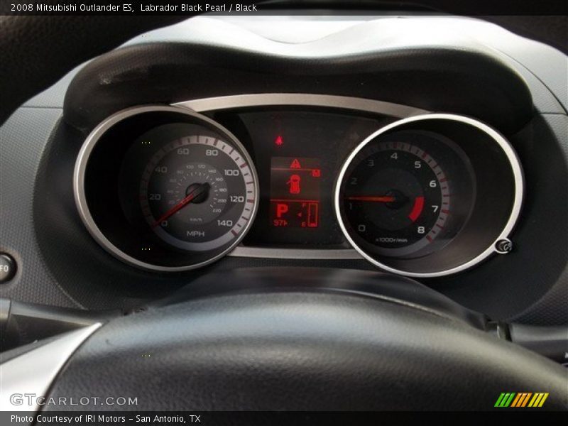 Labrador Black Pearl / Black 2008 Mitsubishi Outlander ES