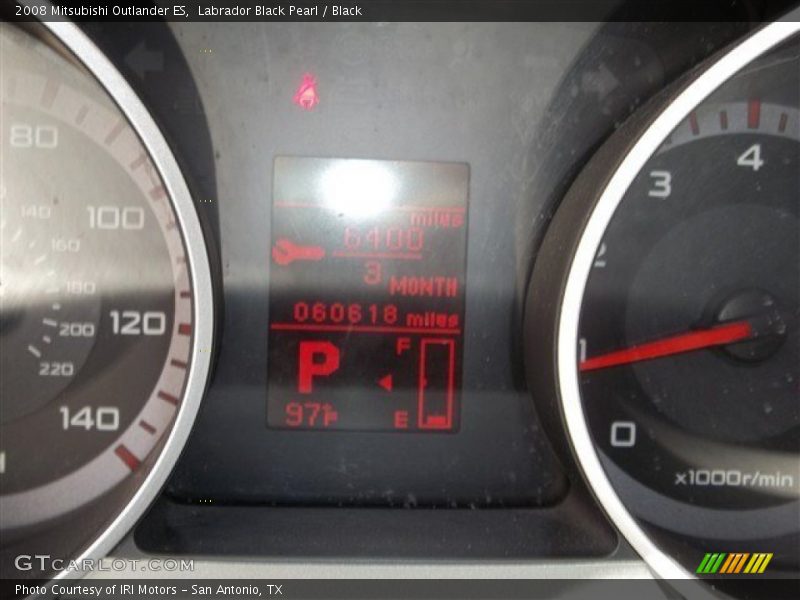 Labrador Black Pearl / Black 2008 Mitsubishi Outlander ES