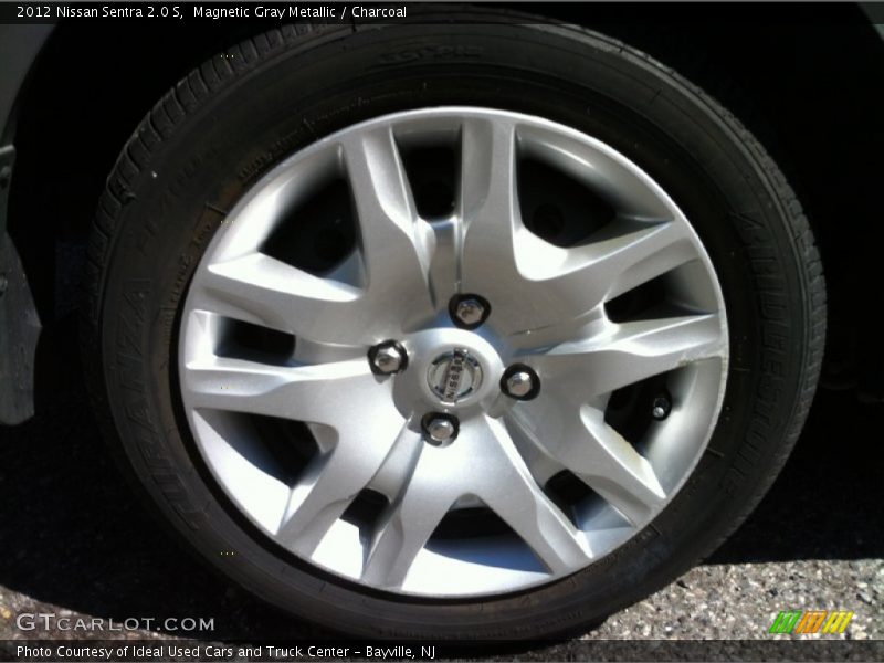 Magnetic Gray Metallic / Charcoal 2012 Nissan Sentra 2.0 S