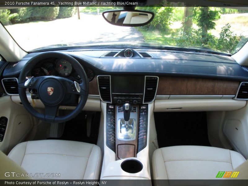 Yachting Blue Metallic / Yachting Blue/Cream 2010 Porsche Panamera 4S