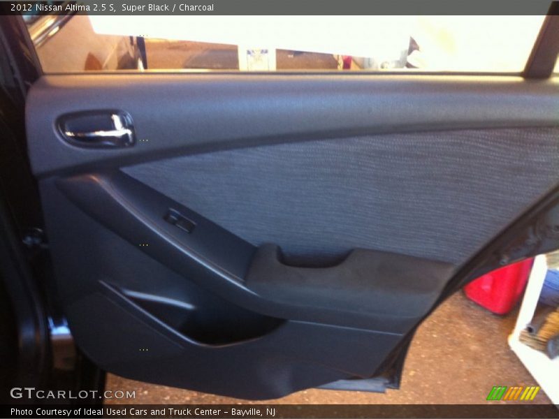 Super Black / Charcoal 2012 Nissan Altima 2.5 S