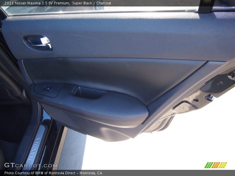 Super Black / Charcoal 2011 Nissan Maxima 3.5 SV Premium