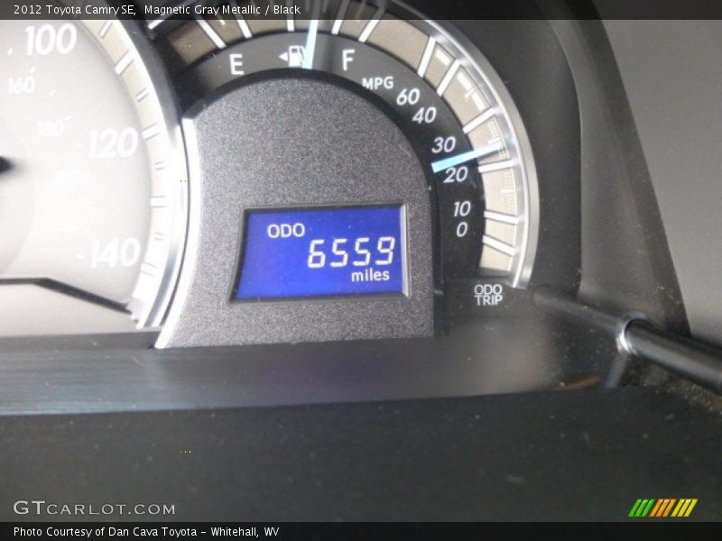 Magnetic Gray Metallic / Black 2012 Toyota Camry SE