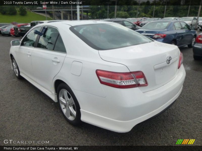 Super White / Dark Charcoal 2010 Toyota Camry SE