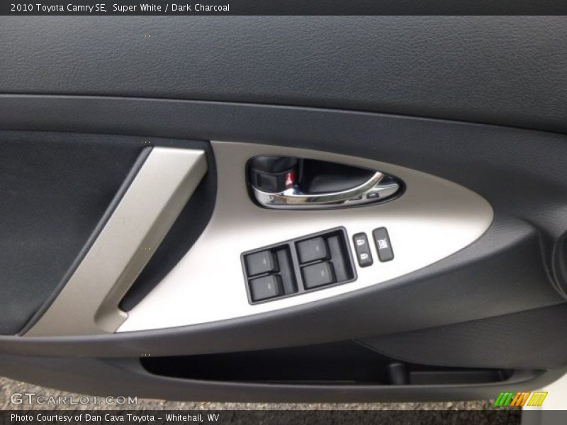 Super White / Dark Charcoal 2010 Toyota Camry SE