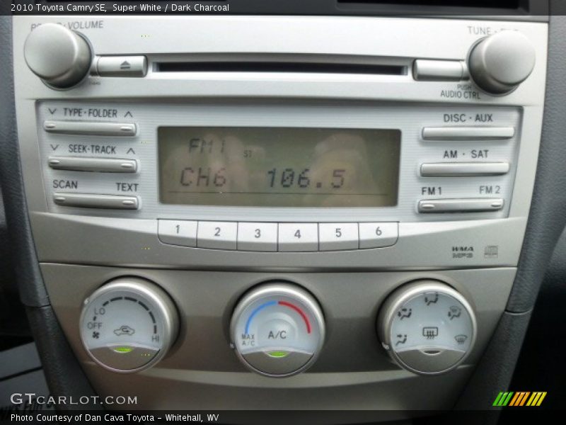 Super White / Dark Charcoal 2010 Toyota Camry SE