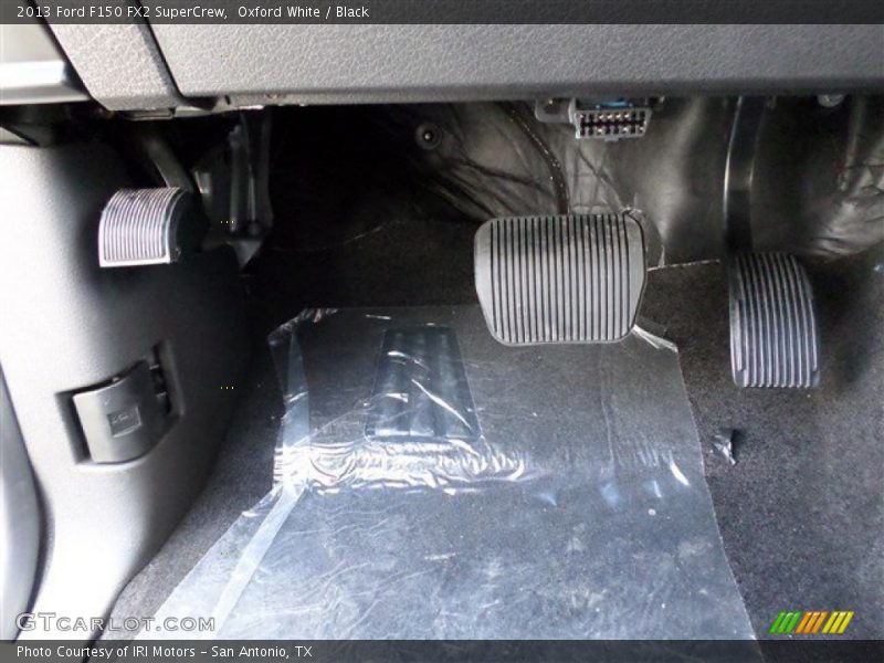 Oxford White / Black 2013 Ford F150 FX2 SuperCrew
